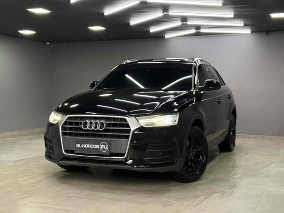 AUDI Q3 1.4 TFSI AMBIENTE FLEX 4P S TRONIC